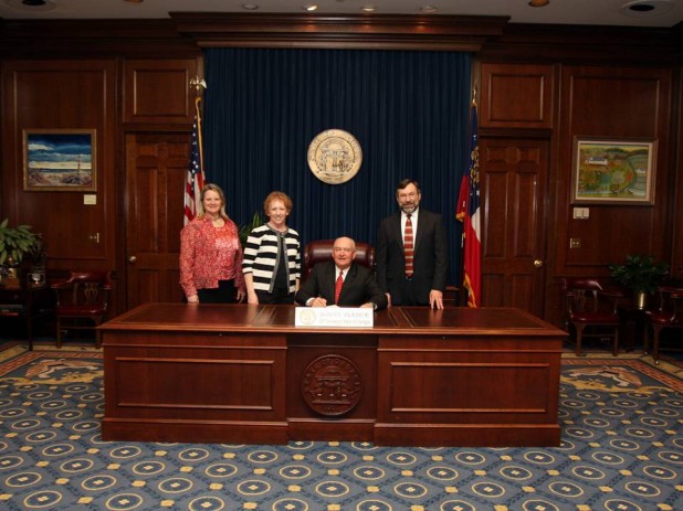 Governor Perdue Signs the Library Day Proclamation
